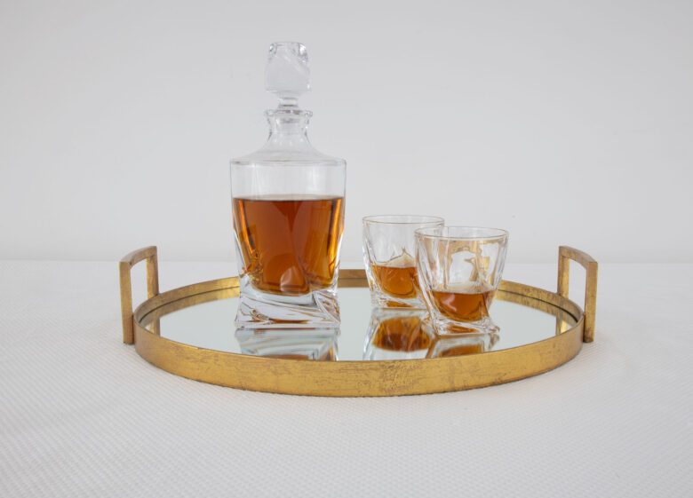 Ono Gold Round Mirrored Tray - Image 7