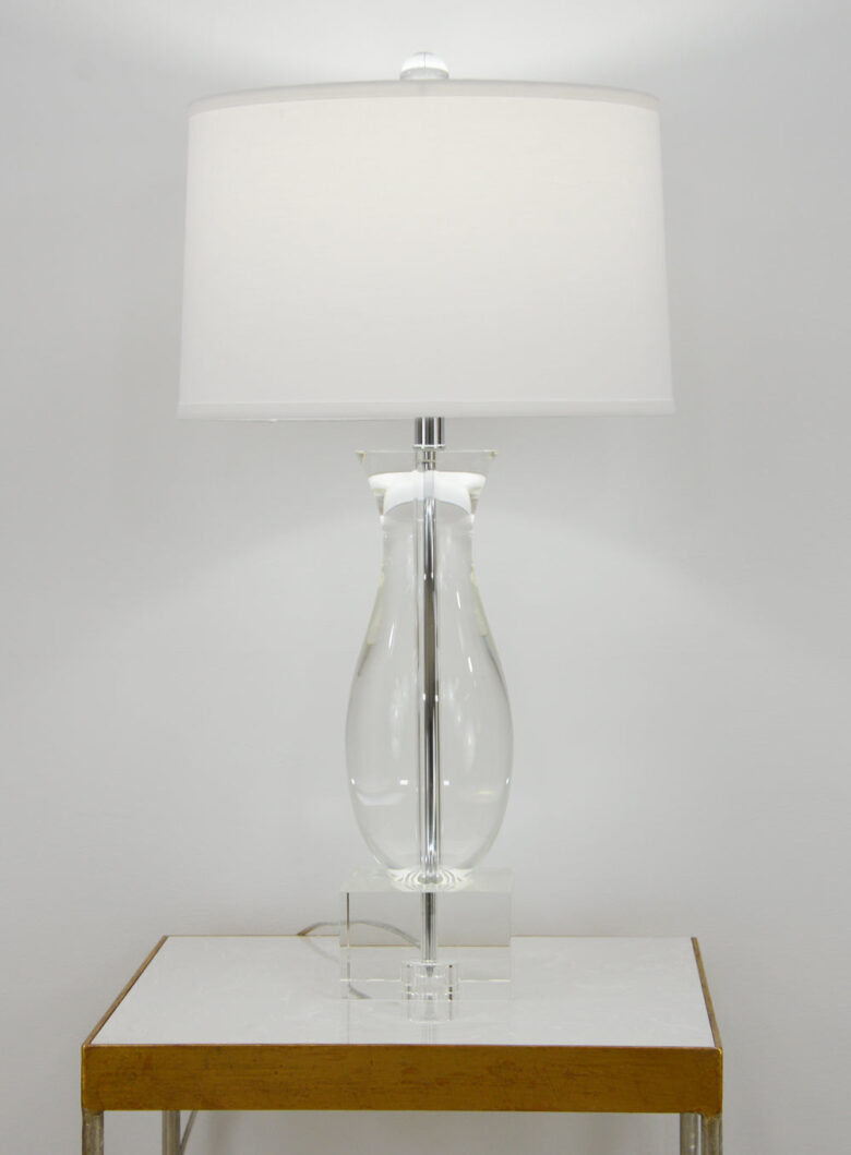 Mati Solid Crystal Table Lamp