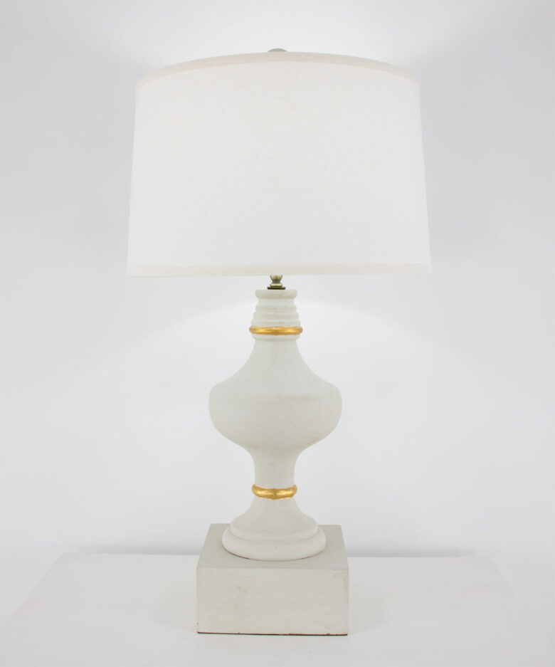 Epala Oyster Table Lamp - Image 2