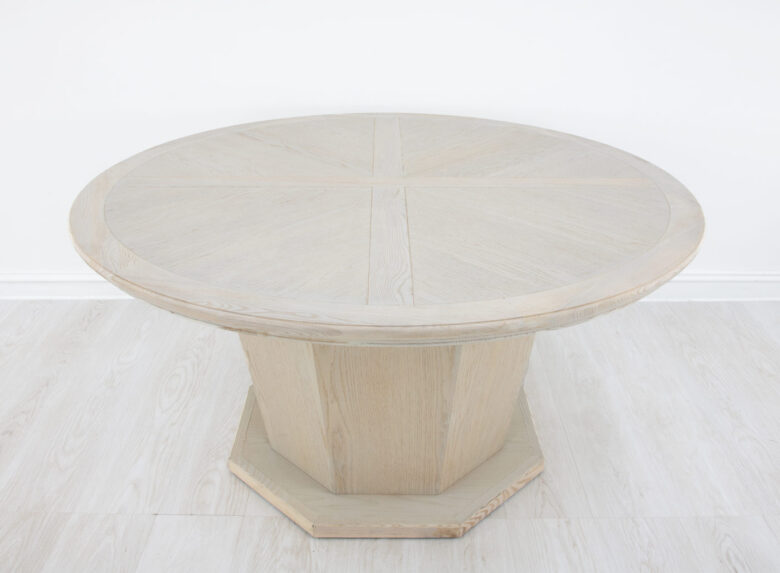 Olivia Oak Round Dining Table - Image 3