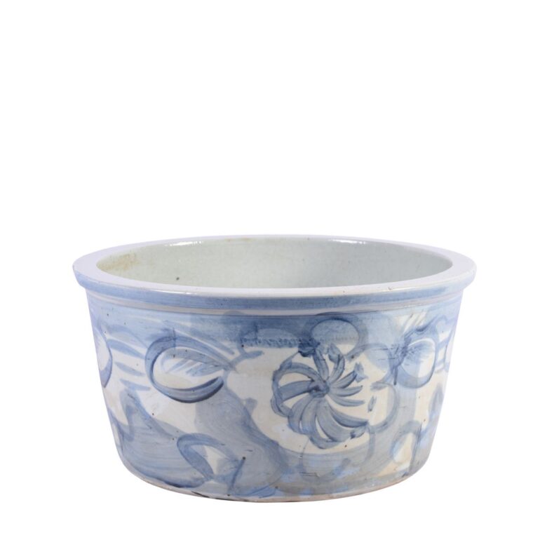 Blue And White Porcelain Basin Twisted Flower Motif