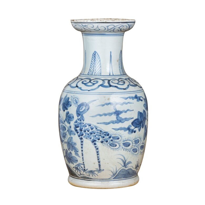 Blue And White Bird Vase With Dish-shaped Mouth