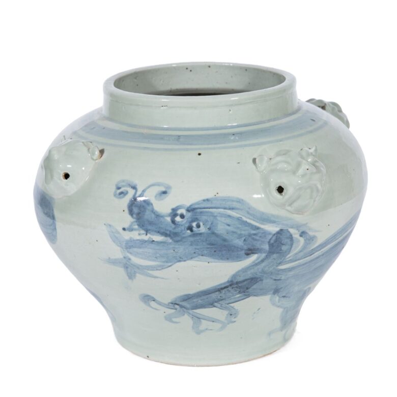 Four Lion Handle Dragon Jar